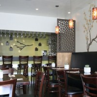 looking towards bar at rear of dining area